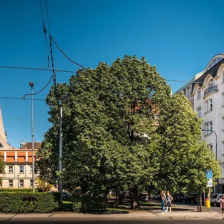 Unique Penthouse & Terrace 6br+3.5bath, Views! * Prague