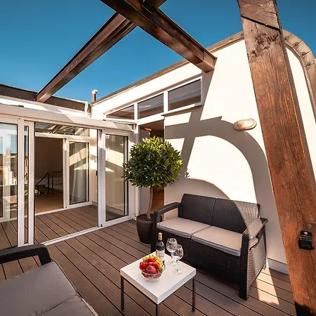Unique Penthouse & Terrace 6br+3.5bath, Views! Apartment Prague